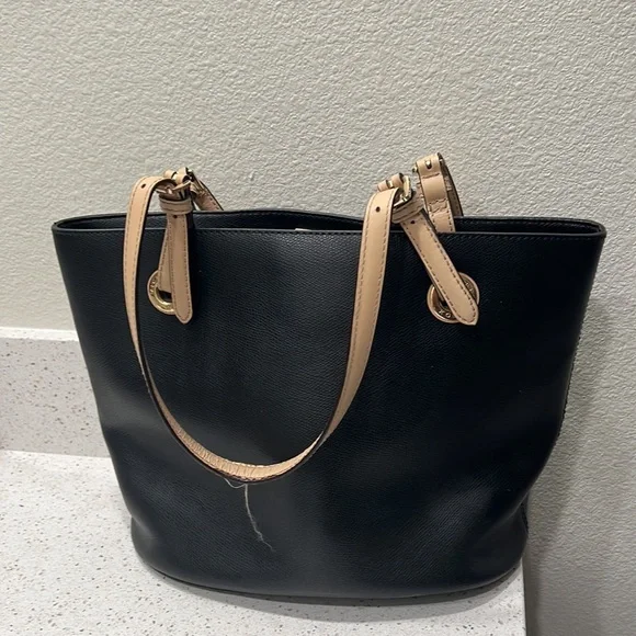 Michael Kors purse - Picture 4 of 5